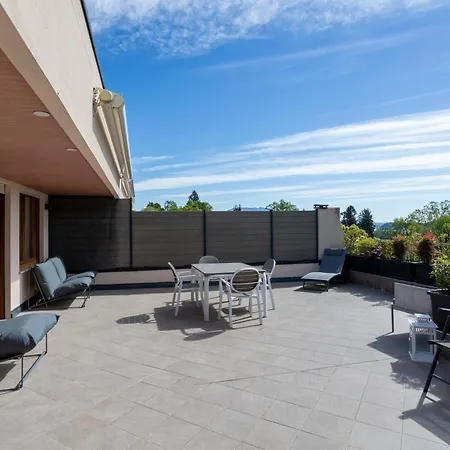 Lesa, Jacuzzi With Lakeview Апартаменты *